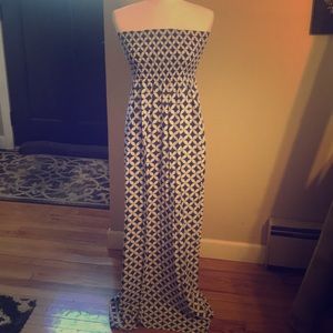 Gap Outlet Maxi Dress